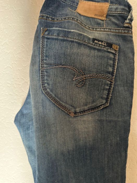 Джинсы женские