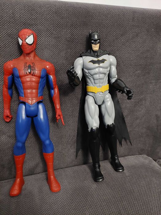Figurina Spiderman Titan Hasbro 30cm