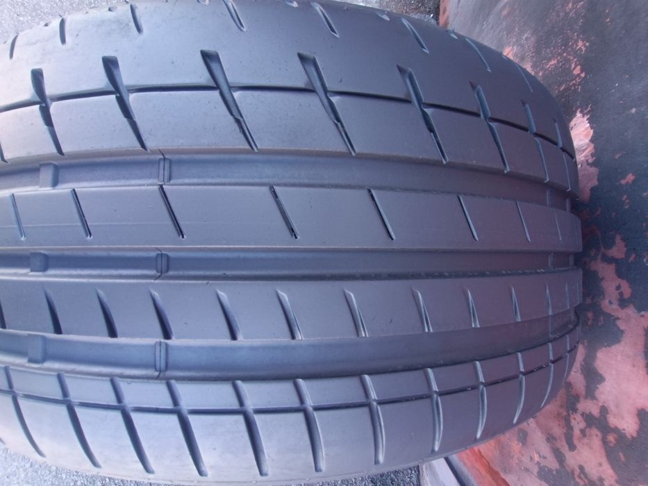 245/35/20 Bridgestone Дот 1322