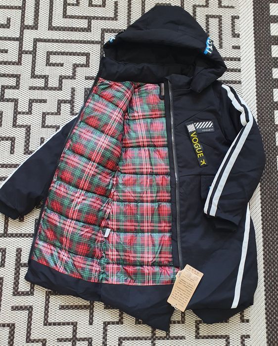 Куртка зимняя, новая, для девочек.