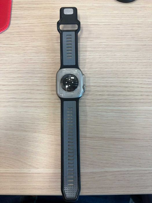 Apple Watch Ultra 2022 - 49 mm