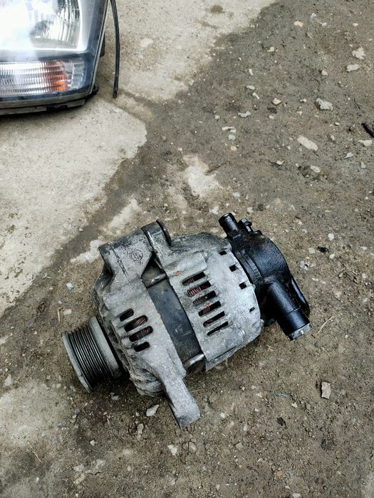 Vând piese Hyundai Tucson 2.0