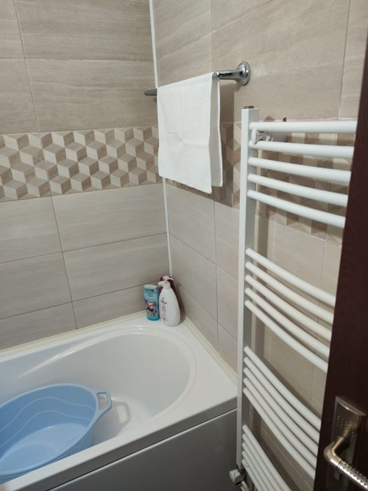 Închiriez Apartament 2 Camere