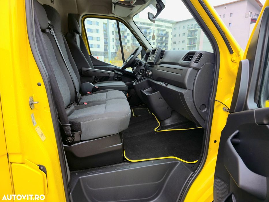 Renault Master 10 Europaleti an 2022 RAR la cerere
