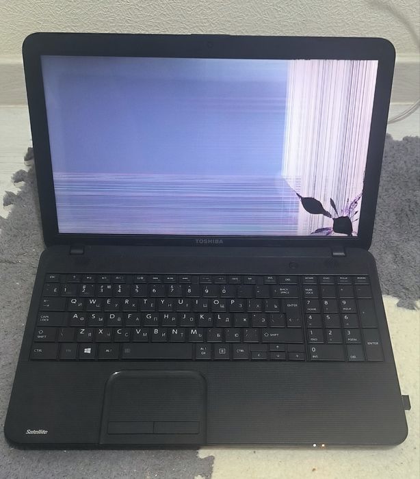 Ноутбук Toshiba Satellite