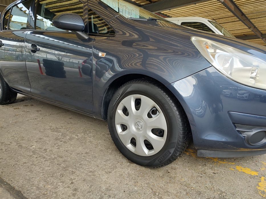 Opel CORSA D 1.2benzina automată easytronic .rar efectuat.distrbutie