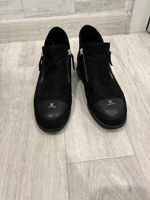 Женская замшевая обувь на осень 35 размер люкс качества