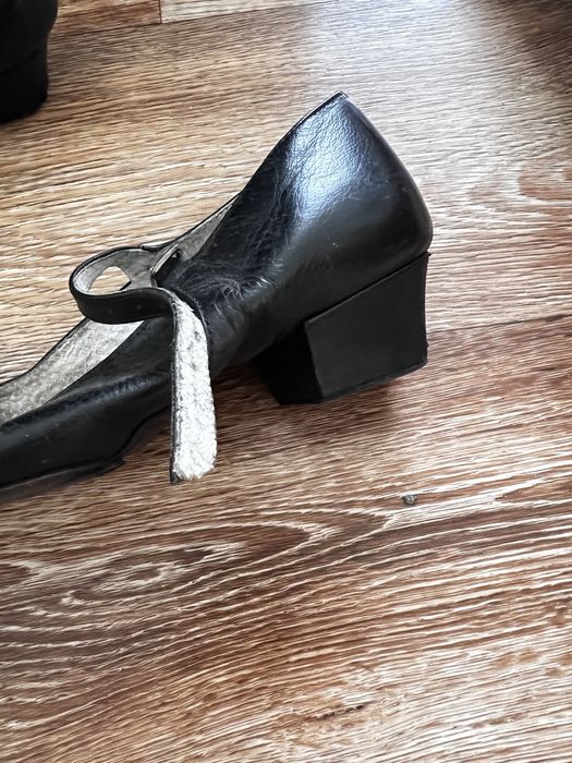 Туфли для народных танцев .