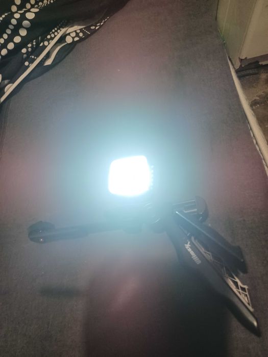 Трипод лед фотографски прожектор за заснемане на видеа инфлуенсьри ULT