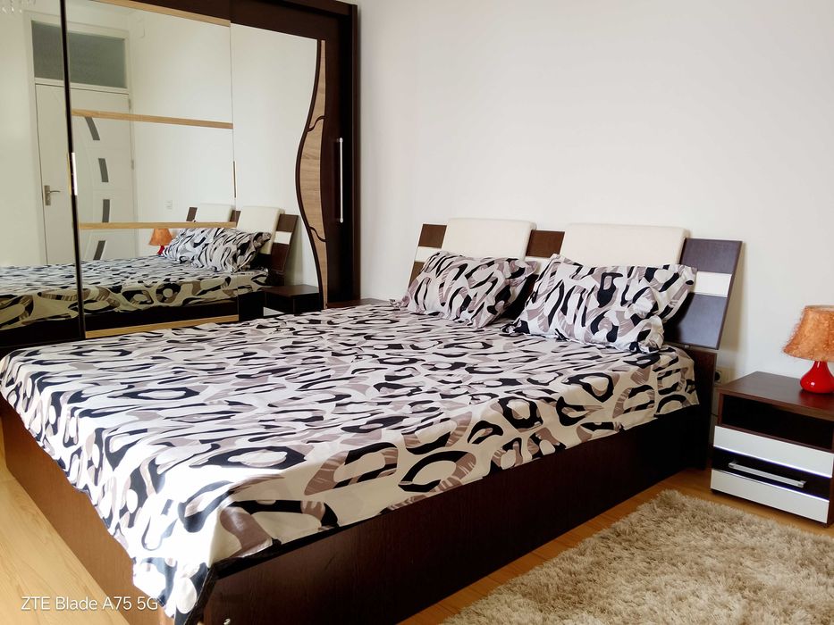 Proprietar vand 2 camere 2016 Marriot Palatul Parlamentului