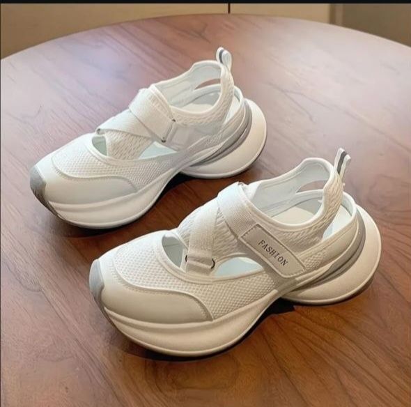 Sketchers krasovka