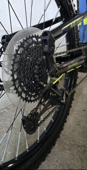 Bicicleta electrică Raymon cu motor yamaha pw-x2