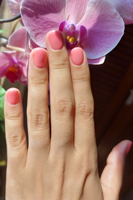 Manichiură/pedichiură ojă semipermanentă