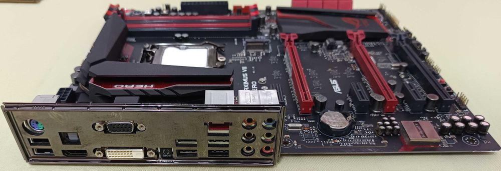 Placa de baza Gaming Asus ROG Maximus VII Hero Z97 generatia 4 soket 1150 Slot M2 NVME