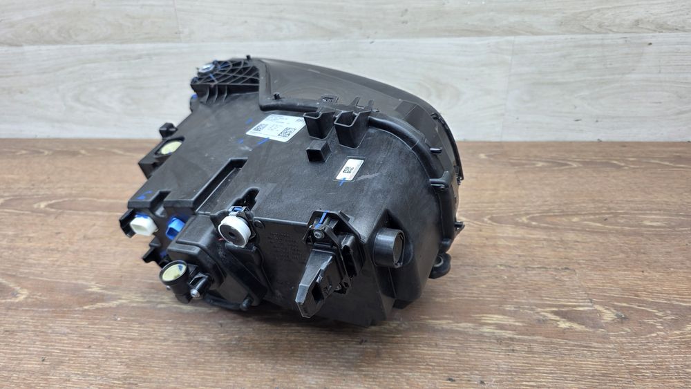 Продам фару Bmw x7 g07