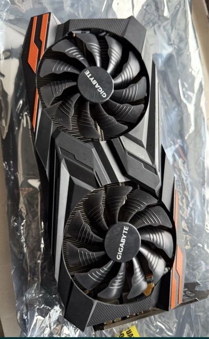 Placa Video RX Vega 56 Gigabyte, 8MB - Garantie 30 zile!