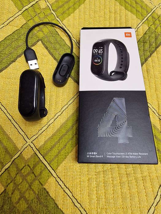 Фитнес трекер Xiaomi Mi Band 4