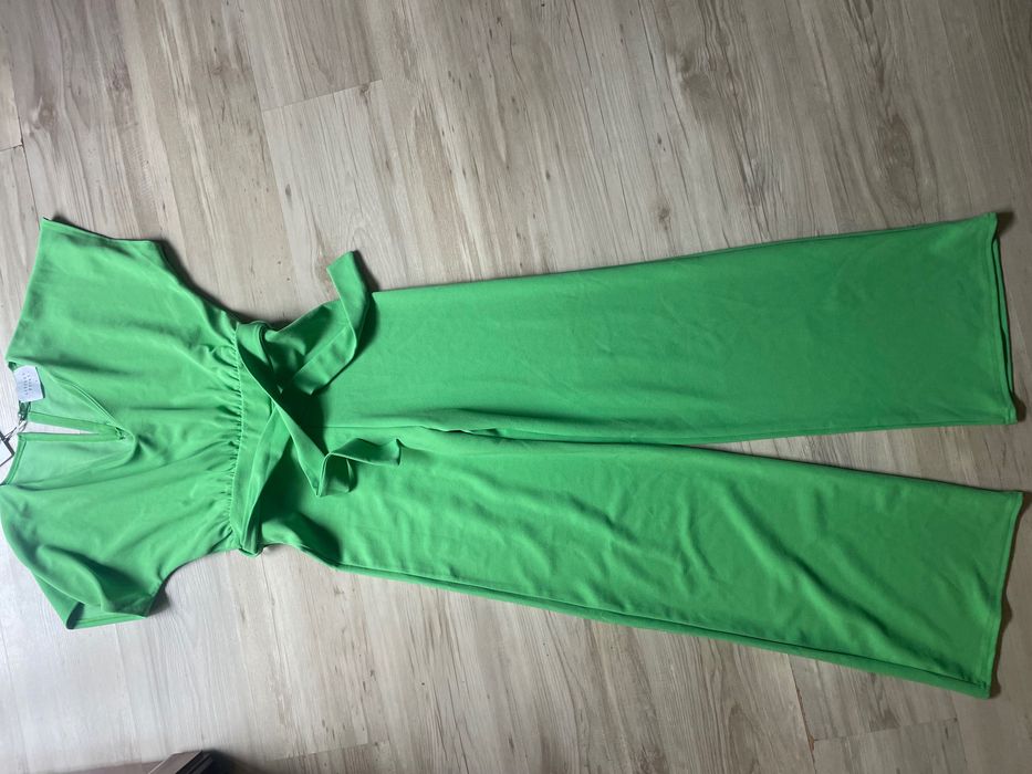 Рокля Guess и гащеризон