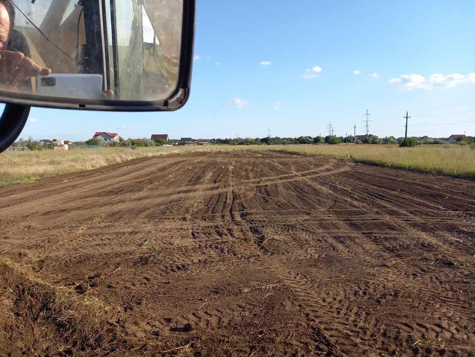 Teren INTRAVILAN cu utilitati - Sat COSTI - 40 Euro/mp