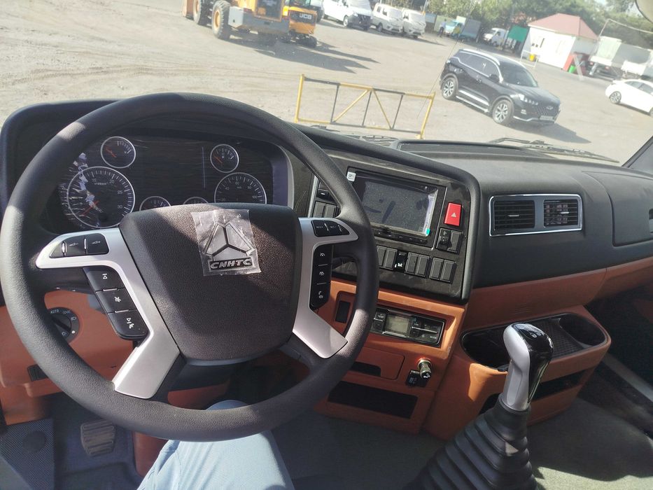 Автосамосвал SINOTRUK Homan-M7 6x4 - 15 т / 13 куб.м Sunhunk 2026 год