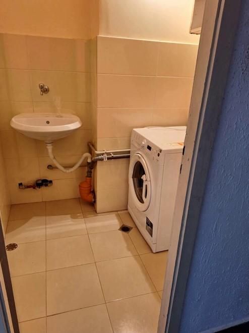 Продава се Тристаен апартамент в Бургас, Победа - 104 кв.м за 346 €/кв.м - Снимка #2