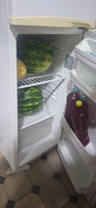 Продам холодильник LG