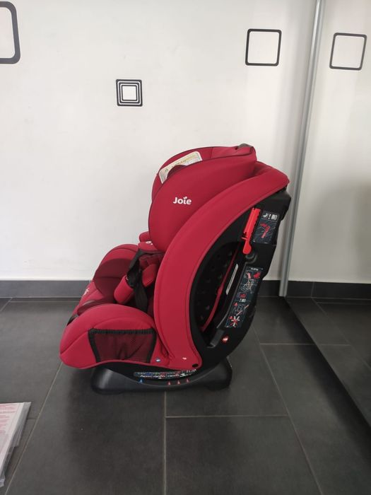 Scaun auto Joie Stages pentru copii între 0 și 25 kg