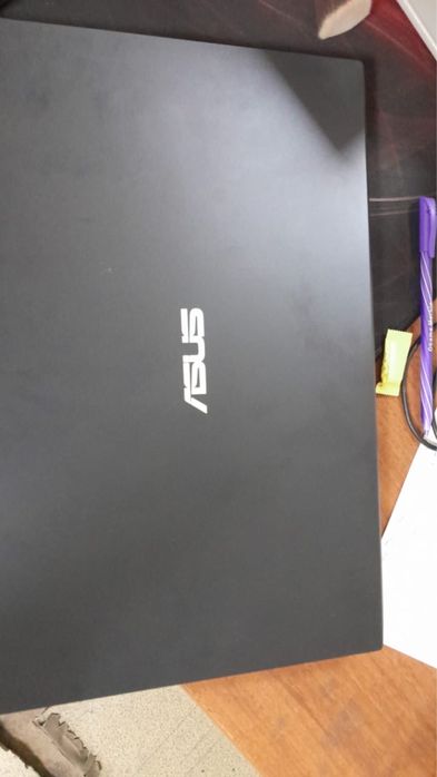 Продам ноутбук Asus ExpertBook