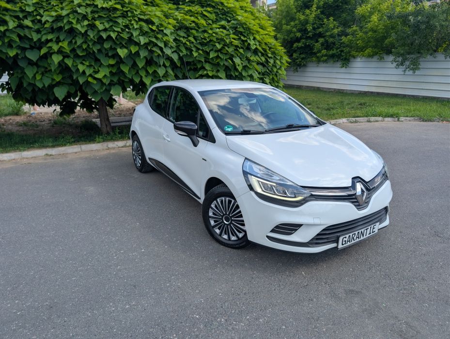 RENAULT Clio 2018