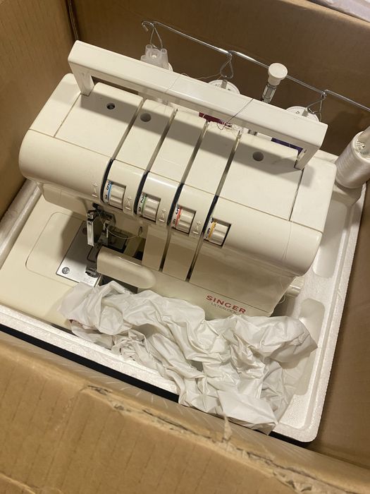 Singer - Surfilat - Cusut