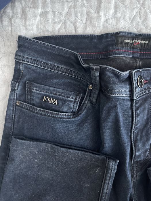 Продаю джинсы Армани