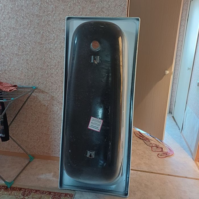 Ванна стальная с ножками