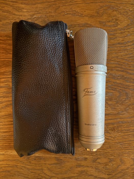 Microfon studio Fame Studio C010