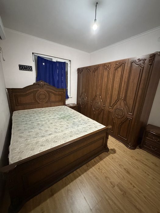 Срочно продам спальный гарнитур
