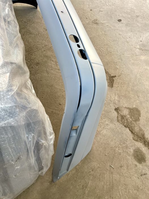 Задний бампер новый на BMW E34 БМВ Е34