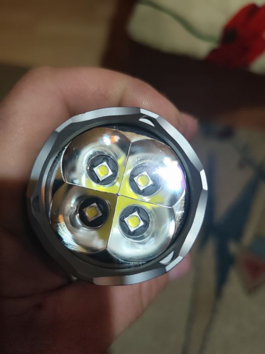 Lanternă profesională