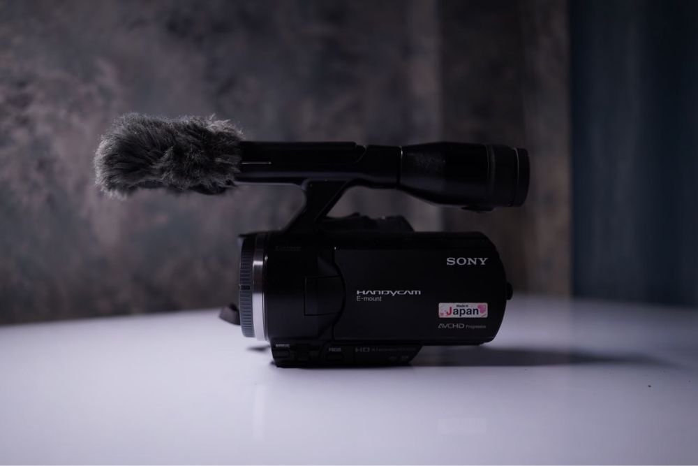 2 Видео камера срочно 150