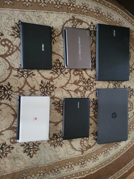 Lot Laptopuri si Mini