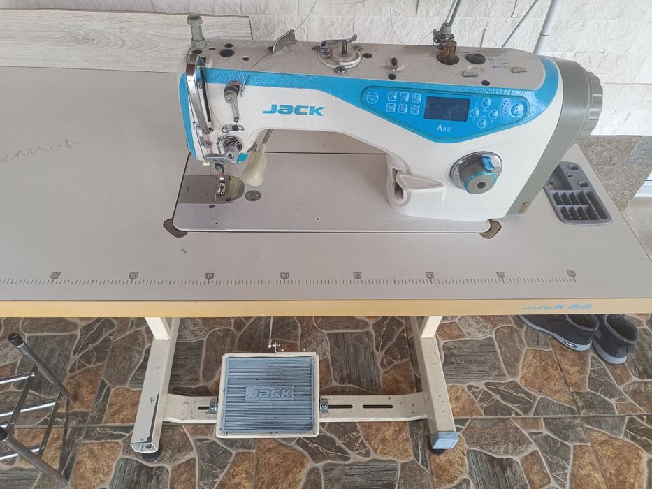 Професионални шевни машини