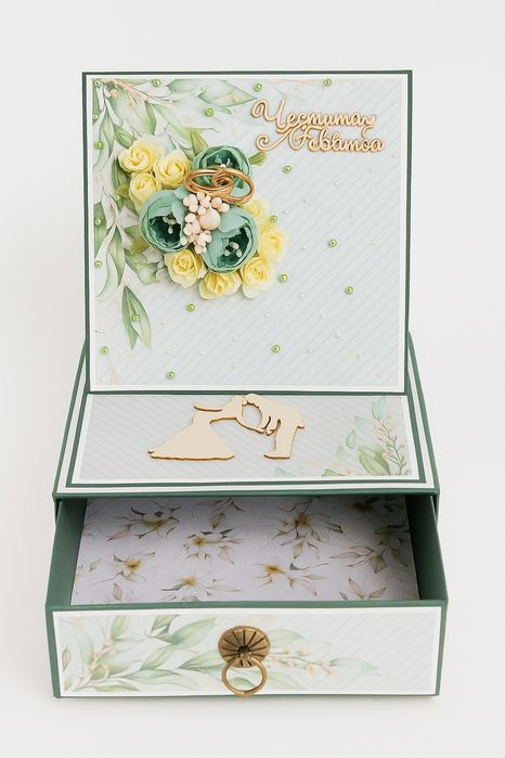 Ръчно изработени кутийки с бонбони Мерси, картички