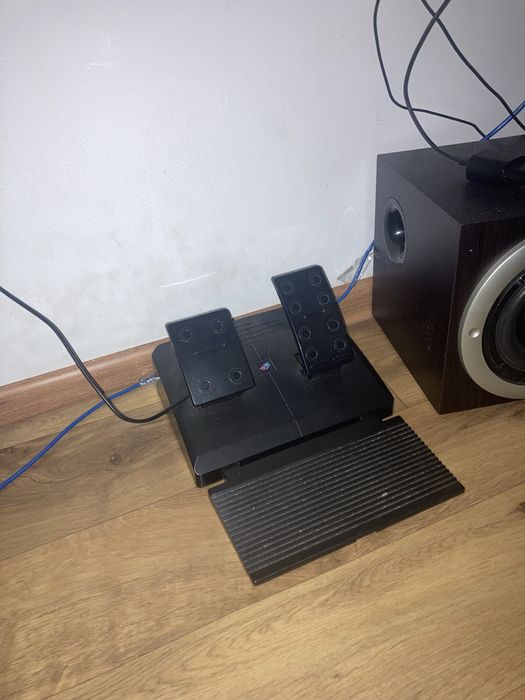 Продам игровой руль Dexp