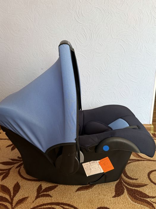Продам детское кресло 0+