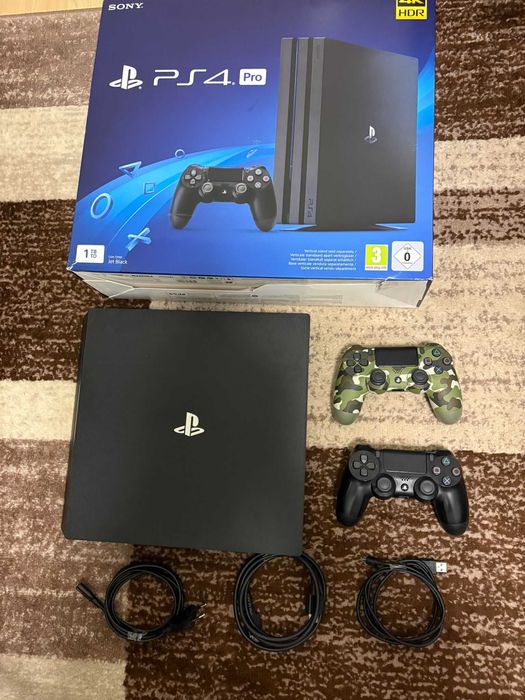 Ps4 Pro с два джойстика и VR очила