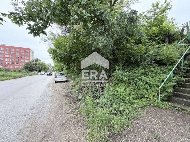 ЕКСКЛУЗИВНО! ЕРА Дръстър предлага за продажба поземлен имот срещу „Дет