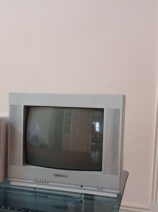 Garintaya kelishamiz telivorz sotiladi holati yahshi 200000ming kelish