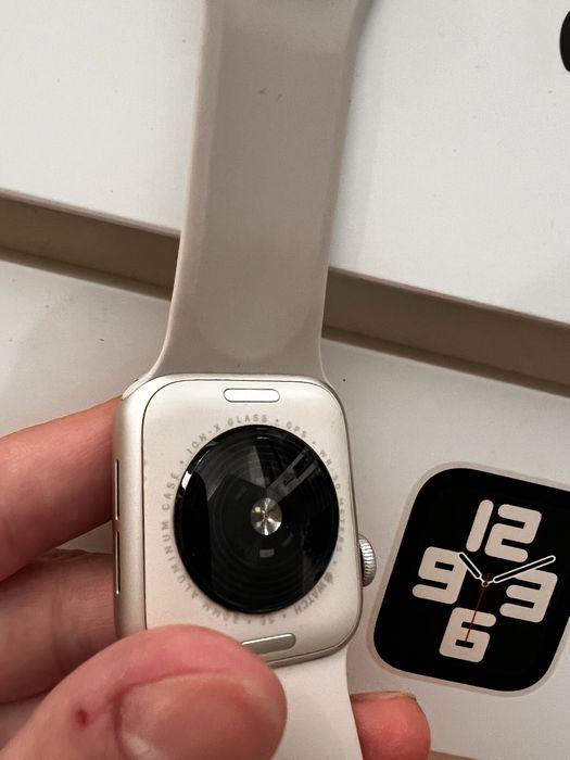Apple watch  SE