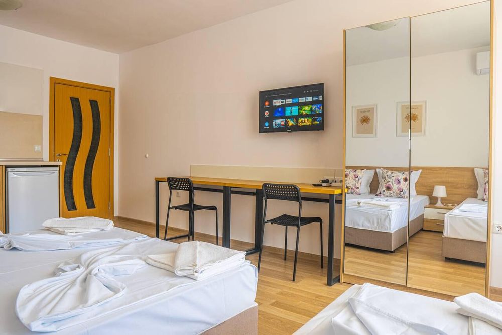 Дава се под наем Едностаен апартамент в Бургас, Сарафово - 35 кв.м за 295.8 € - Снимка #1