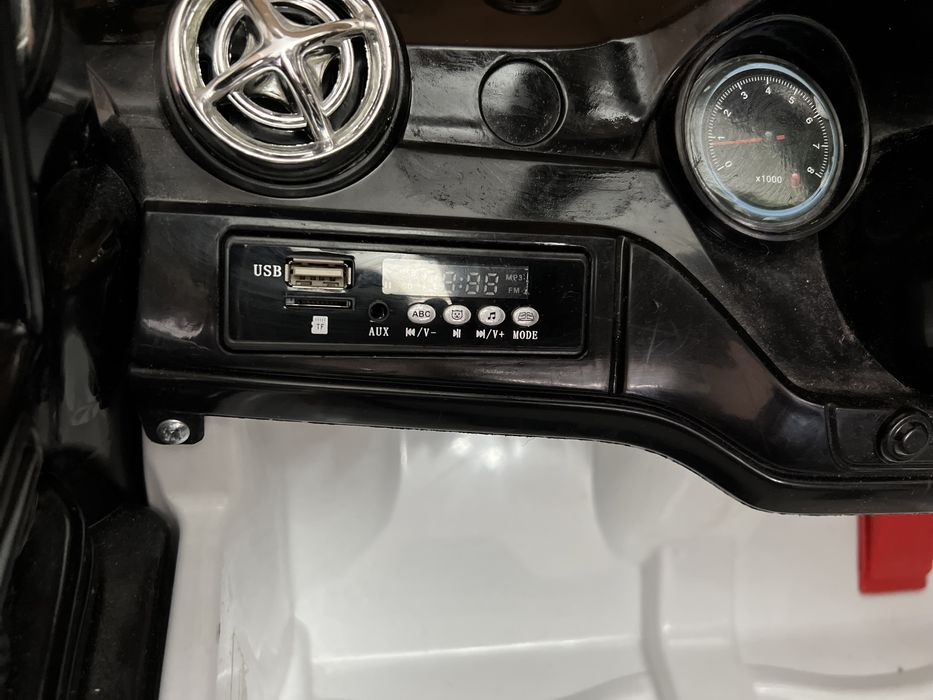 Детска акумулаторна кола Mercedes-GLE-sport suv