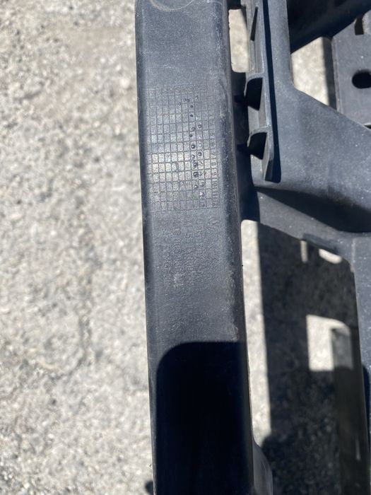 Очиларка маска туаран 2004г бензин