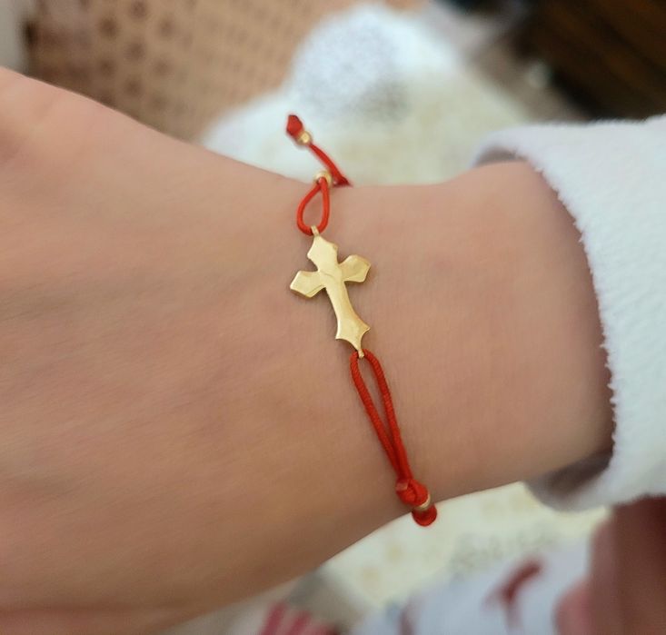 Гривна със златен кръст 14 к